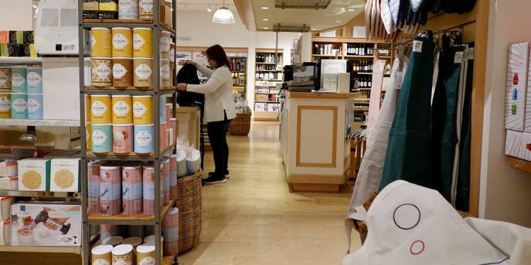 Williams Sonoma CEO cuts to the chase on economy, customer behavior