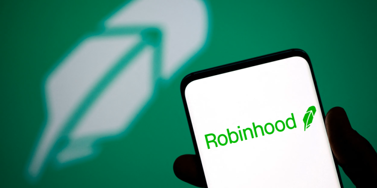Robinhood Adds 300,000 Canadian Crypto Customers With…