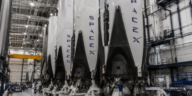 What happens to SpaceX stock after lockup period ends?